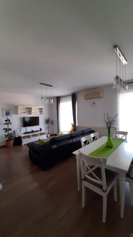 Apartman Ana & Marta 塞尼 外观 照片