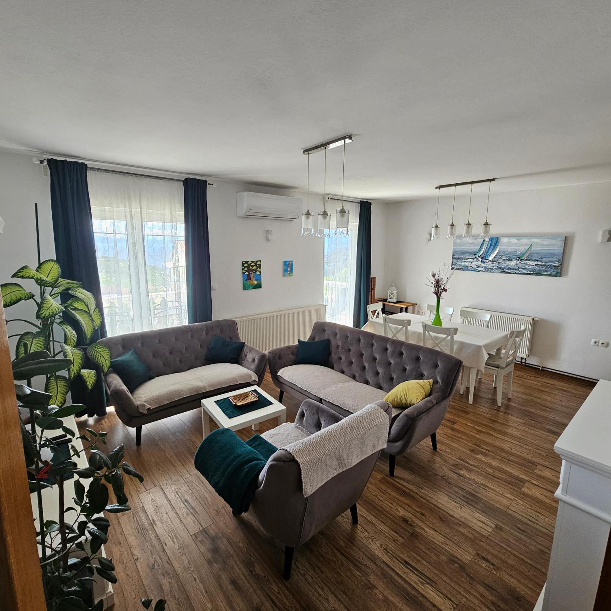 Apartman Ana & Marta 塞尼 外观 照片
